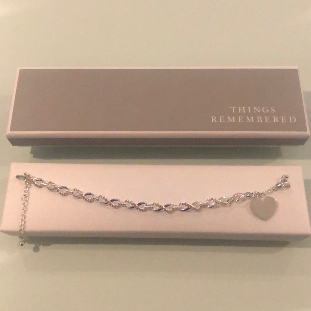 NWOT  Silver Infinity Link Bracelet